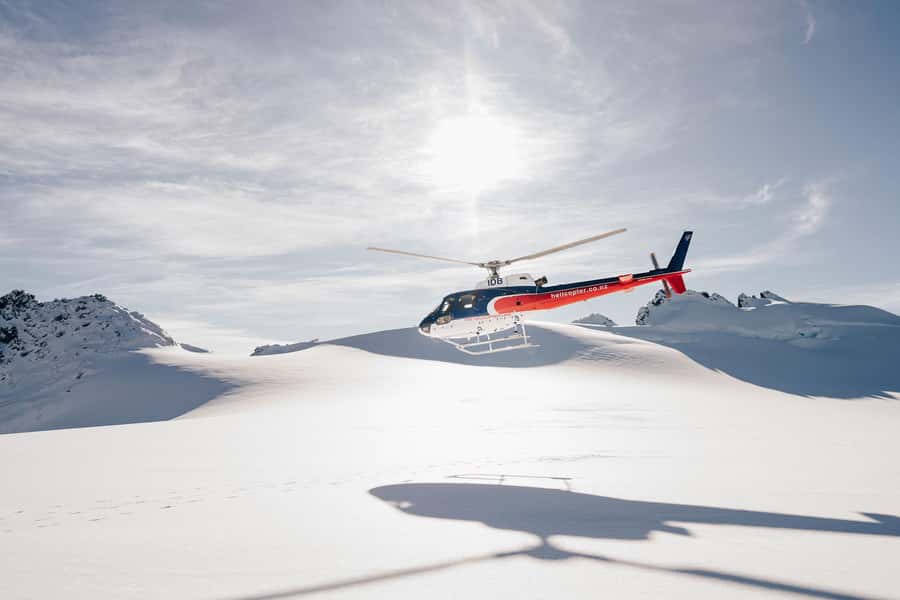 Queenstown: 50-Minute Southern Glacier Helicopter Flight - The return flight to Queenstown