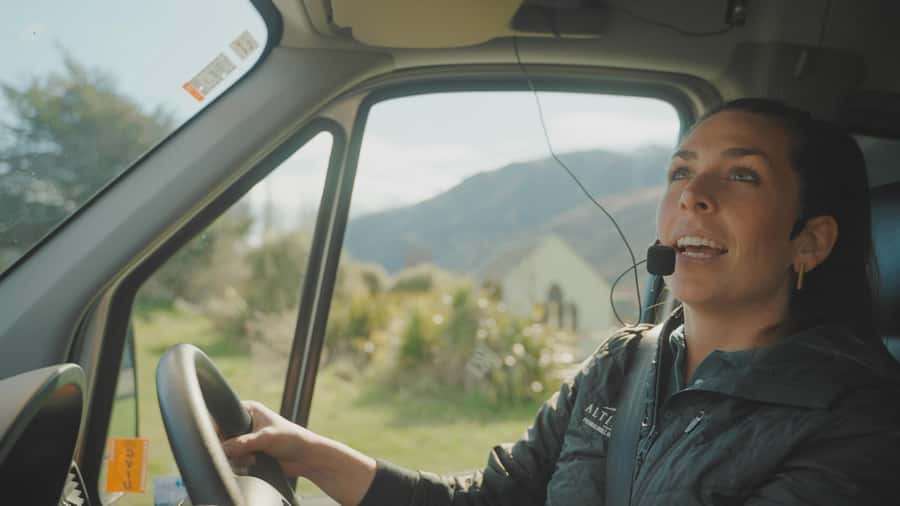 Queenstown: Helicopter & Wine Tasting Tour - Weather, minimum numbers, and practical limits