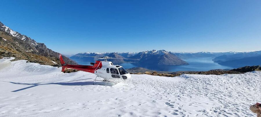 Queenstown: Remarkables Helicopter Flight & Alpine Landing - Landing high above the Wakatipu basin