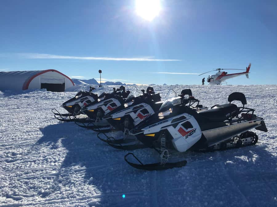 Queenstown: Snowmobiling Experience with Helicopter Flight - Photo stops with the Nevis Valley below
