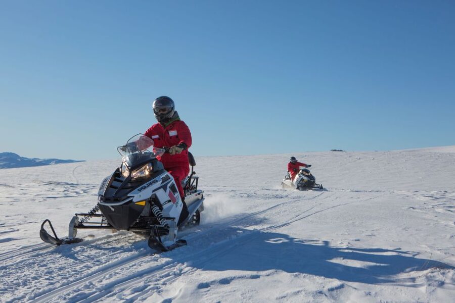 Queenstown: Snowmobiling Experience with Helicopter Flight - Should you book the Garvie Mountain snowmobile tour?