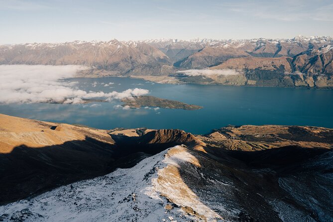 Queenstown: The Grand Circle Scenic Helicopter Flight - The snow stop above Queenstown