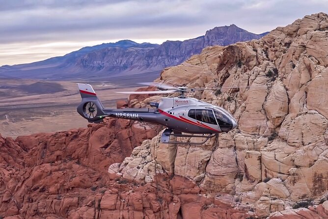 Red Rock Canyon Helicopter Tour with Landing and Champagne Toast - From the Las Vegas terminal to Red Rock Canyon
