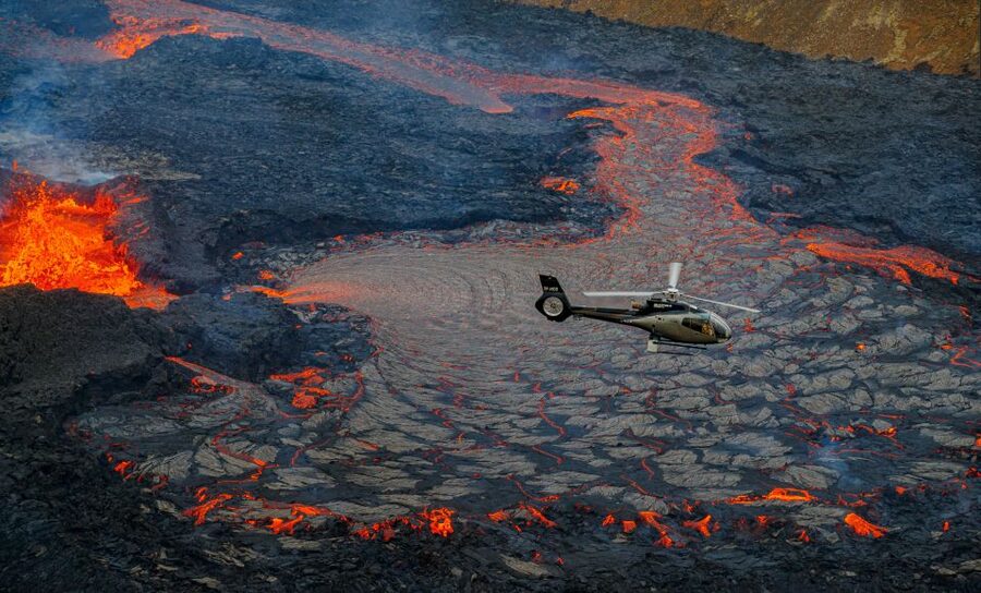 Reykjanes: Fagradalsfjall Eruption Helicopter Tour - Seeing Reykjanes from the air