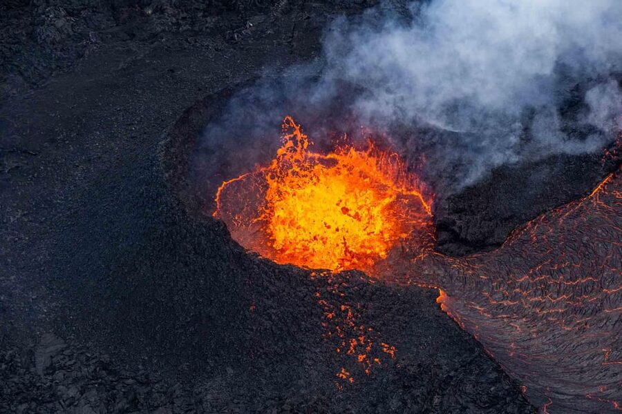 Reykjavik: 45-Minute Volcano Sightseeing Helicopter Tour - Who will get the most from this flight