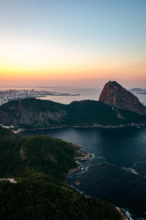Rio de Janeiro: Helicopter Tour with an unforgettable view - What the 30 minutes feel like