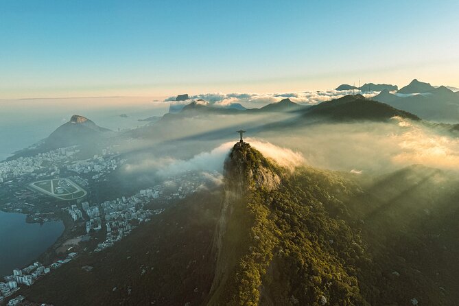 Rio de Janeiro Helicopter Tour without Doors - Cliffs and peaks around Joatinga and Pedra da Gávea