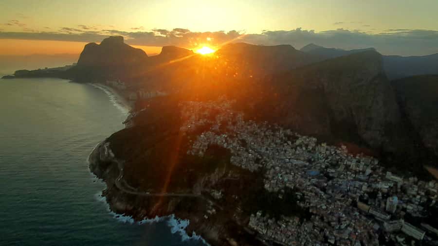 Rio de Janeiro: Private Helicopter Tour - Rodrigo de Freitas Lagoon and Christ the Redeemer