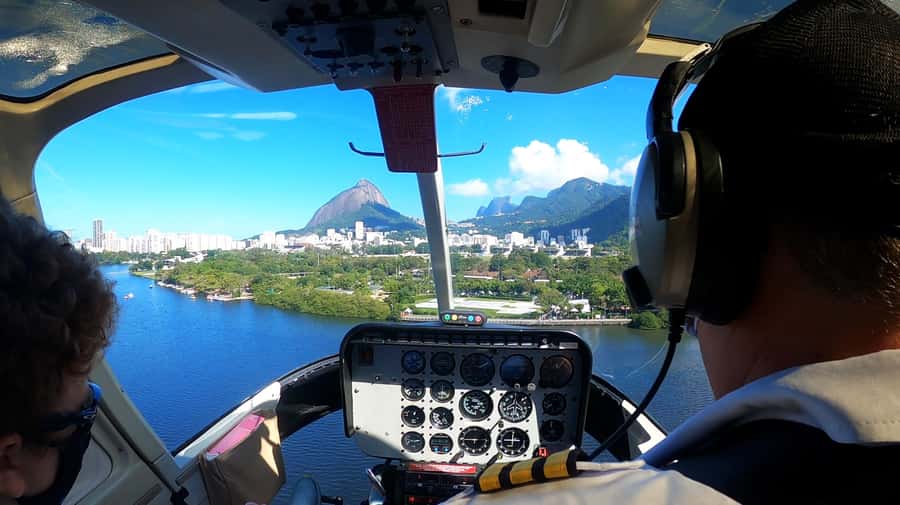 Rio de Janeiro: Sugar Loaf with Lunch and Helicopter Flight - Key points to know before booking
