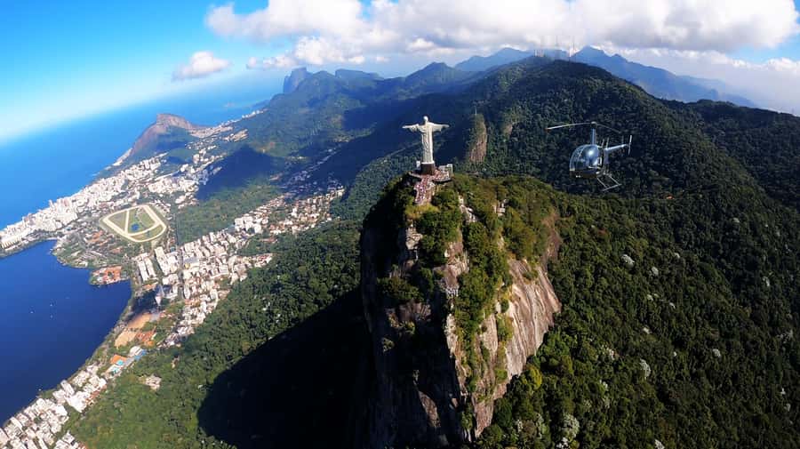 Rio de Janeiro: Sugar Loaf with Lunch and Helicopter Flight - Reaching the summit of Sugar Loaf
