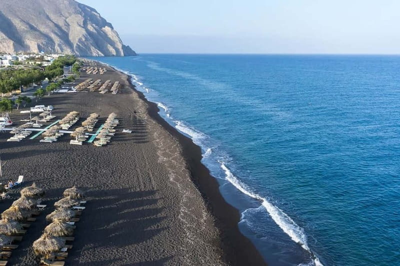 Santorini: 30 Minute Private Helicopter Flight - The volcanic islands: Palea Kameni and Nea Kameni
