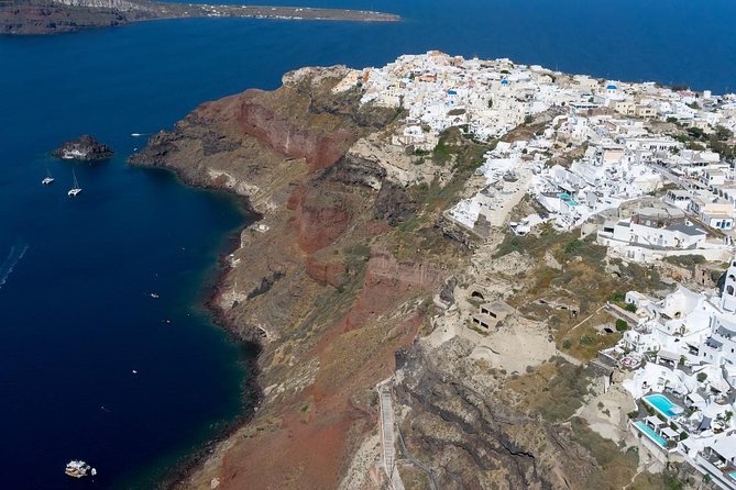 Santorini 30min Helicopter Tour - What the private format changes