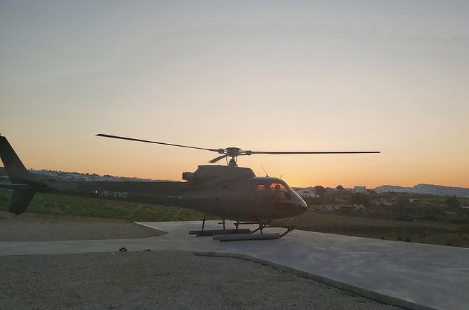Santorini Helicopter Sightseeing Tours - Akrotiri and the Bronze Age past
