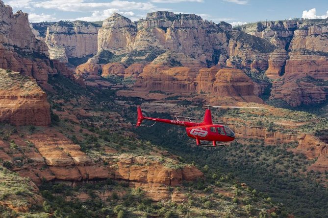 Sedona Helicopter Tour : Dust Devil Tour - Why Sedona Looks Better From a Helicopter