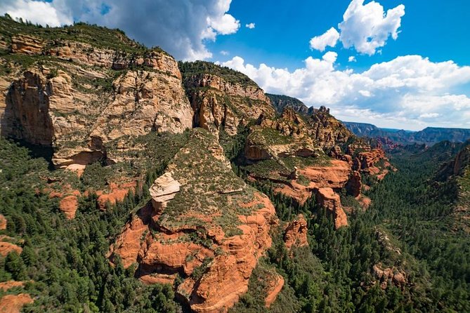 Sedona Helicopter Tour : Dust Devil Tour - Devil’s Bridge and the First Big Views