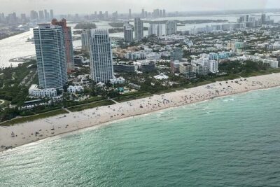 South Beach Miami Aerial Tour : Beaches, Mansions and Skyline