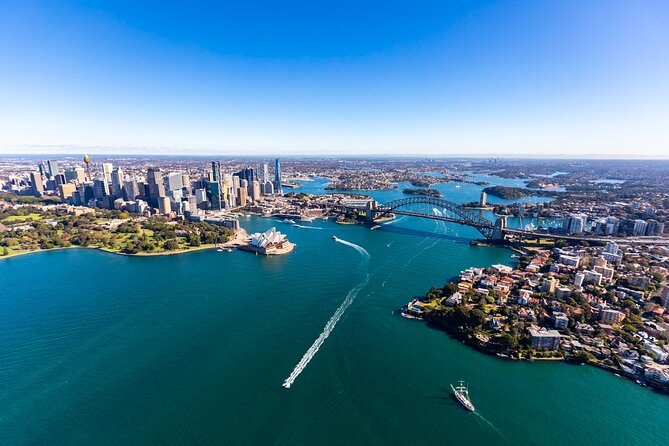 Sydney Grand Tour by Helicopter - Bondi from above, then north along the coast