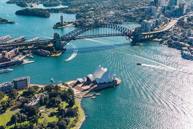 Sydney Grand Tour by Helicopter - Who should book this Sydney helicopter tour?