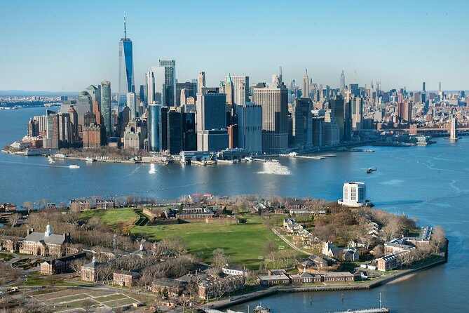 The Big Apple Helicopter Tour of New York City - Central Park, Yankee Stadium, and upper Manhattan