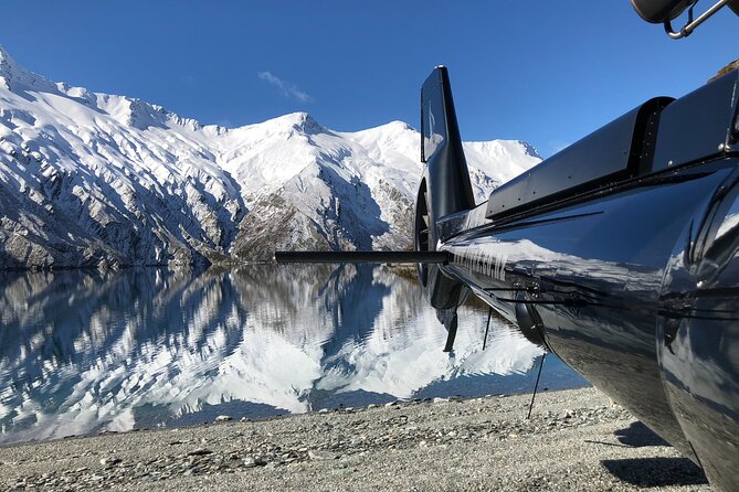 The Ultimate Milford Sound Experience by Helicopter from Queenstown - The remote alpine picnic