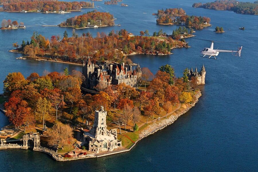 Thousand Islands: Helicopter Tour with Cider Mill and Lunch - BUSL Cider brings the tour back to ground level