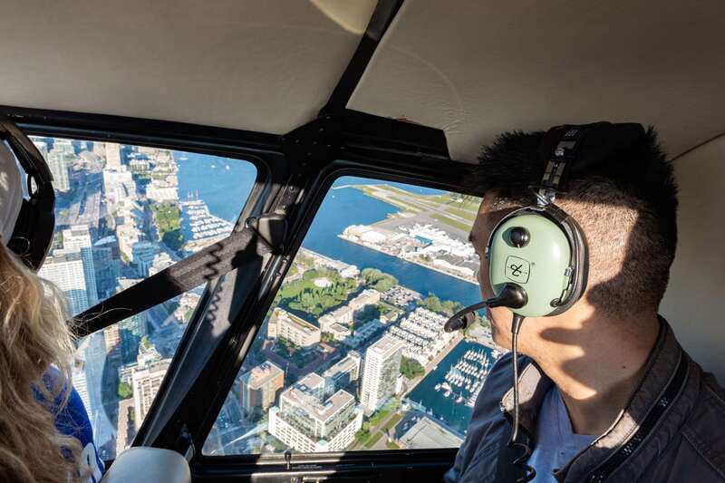 Toronto: City Sightseeing Helicopter Tour - Should you book it?