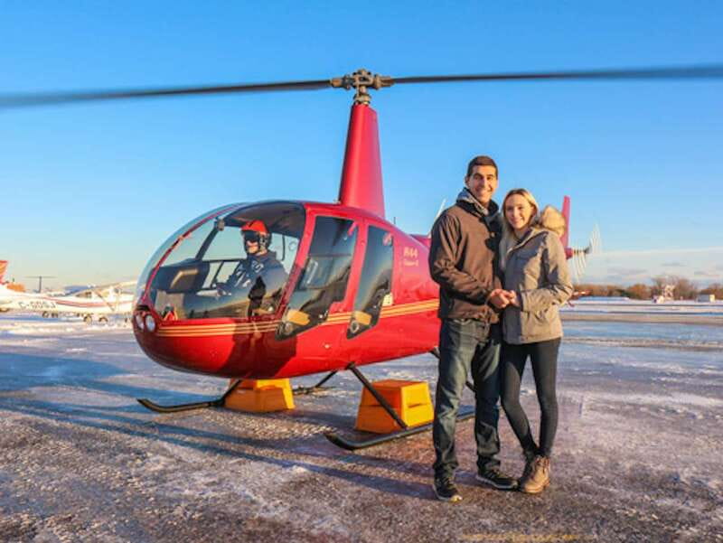 Toronto: Private Helicopter Tour for Two - A 20-kilometer route over central Toronto