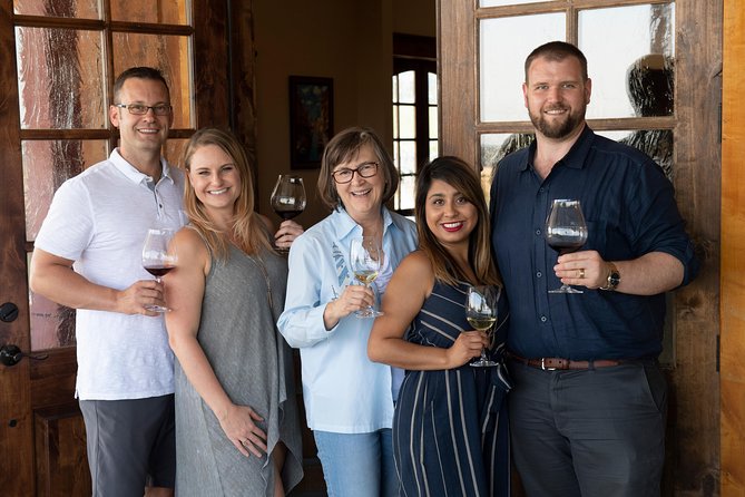 Tour DeVine by Heli - Helicopter Wine Tour - Who will enjoy this most