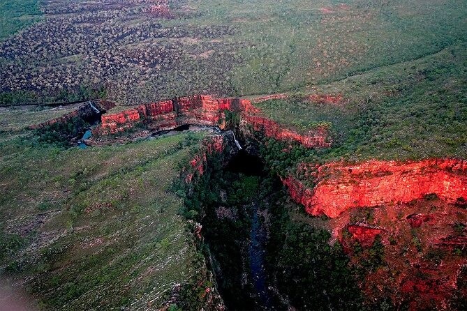 Twin Flame Falls Helicopter Flight ex. Mount Hart - Pocahontas Pool and the final approach