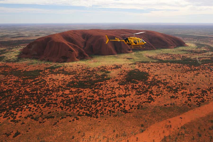 Uluru 15-Minute Helicopter Experience - The safety briefing and boarding process