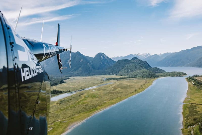 Vancouver: Helicopter Tour with Backcountry Beer Tasting - From city edge to Coast Mountain peaks