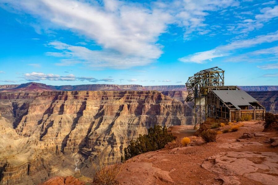 Vegas: Grand Canyon Airplane, Helicopter and Boat Tour - Three hours at Eagle Point, Guano Point, and the rim