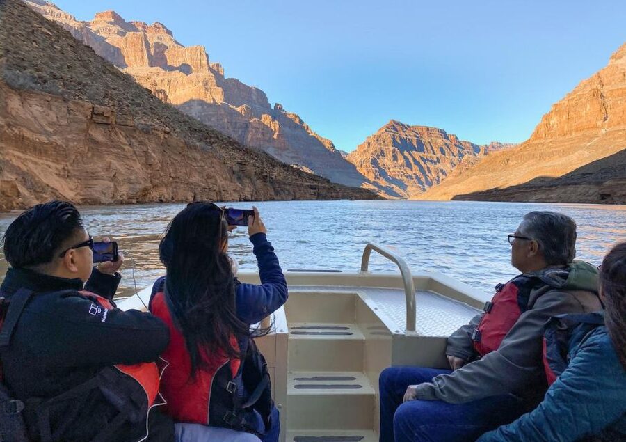 Vegas: Grand Canyon Airplane, Helicopter and Boat Tour - What the transfers feel like in practice