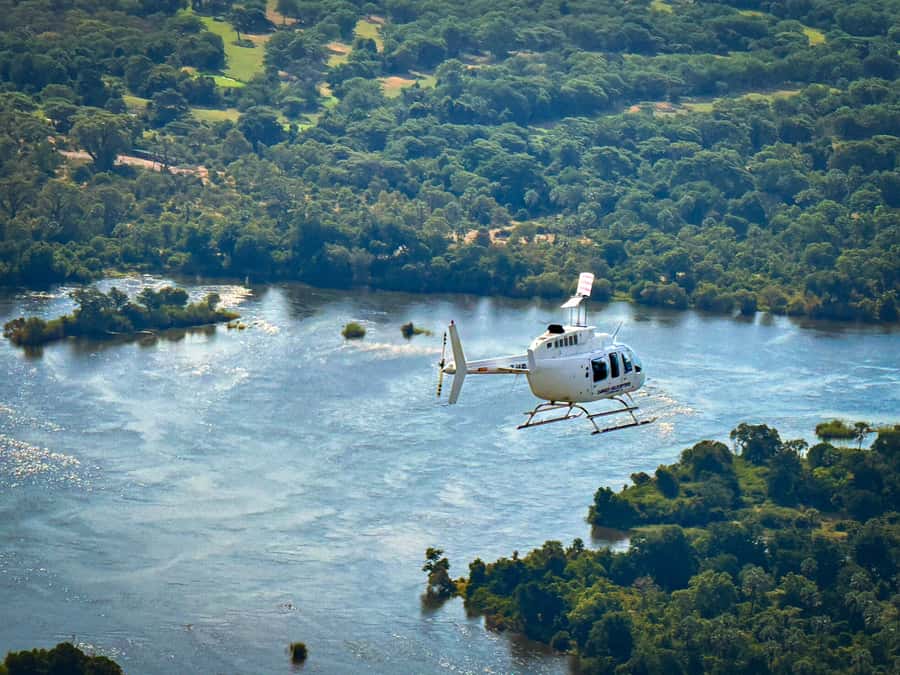 Victoria Falls:Explore the Zambezi Helicopter Experience - The main event: Victoria Falls from the air