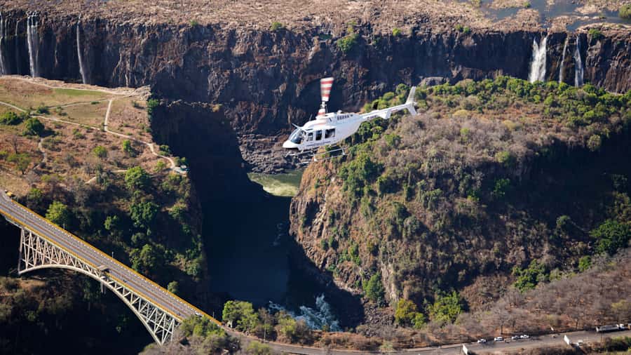 Victoria Falls:Explore the Zambezi Helicopter Experience - Starting above Batoka Gorge at Rapid Number 8