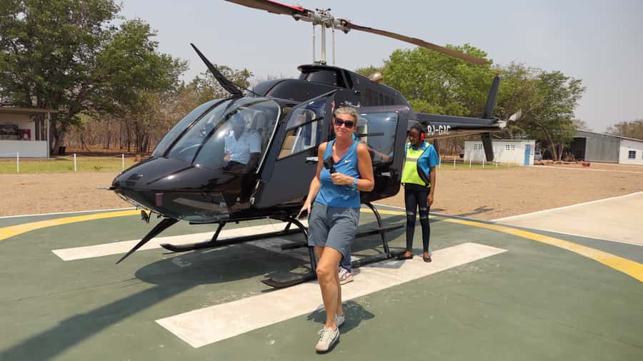 Victoria Falls: Helicopter Tour with Hotel Pickup - The upper Zambezi and the first view of the falls