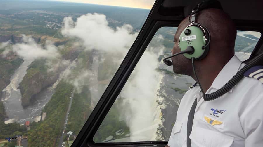 Victoria Falls: Helicopter Tour with Hotel Pickup - What the helicopter is like inside