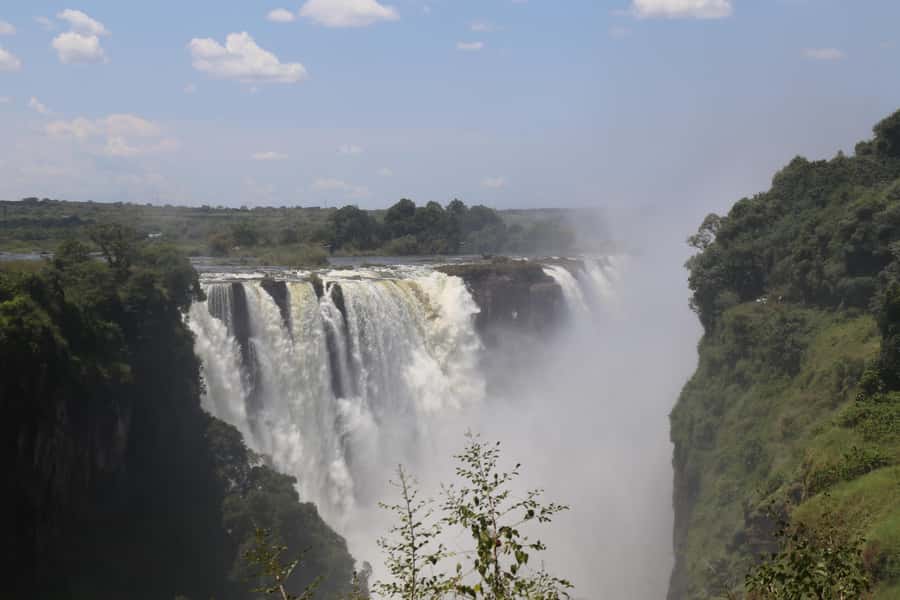 Victoria Falls Private Tour with Lunch & Helicopter Flight - Why this tour gives you the full Victoria Falls picture