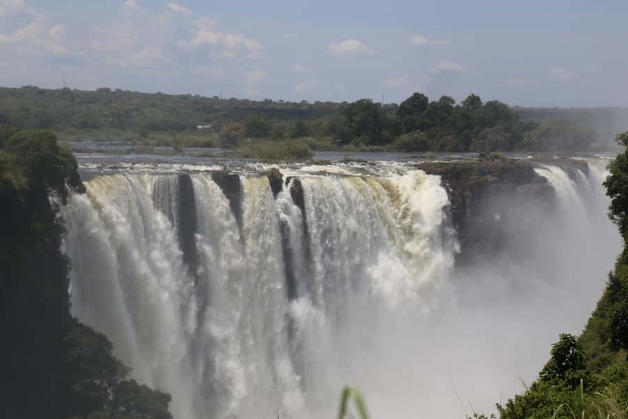 Victoria Falls Private Tour with Lunch & Helicopter Flight - Seeing the Falls from a 13 to 15 minute helicopter flight