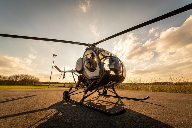 Vienna 40 Minutes Helicopter Tour for 2 - Starting in Stockerau instead of central Vienna