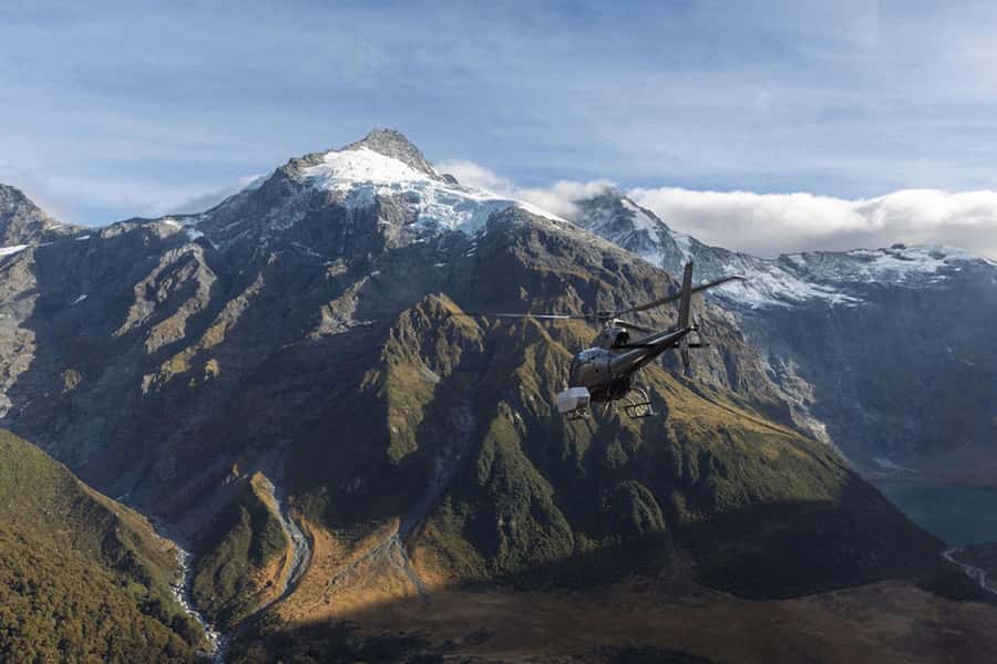 Wānaka: Heli Siberia Max - Helicopter Flight, Hike, Jet Boat - Practical booking advice and guide support