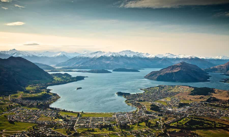 Wānaka: Helicopter Scenic Flight Wānaka Experience - Roy Peak and Mount Aspiring from the air
