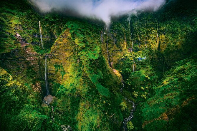 Waterfalls of West Maui and Molokai Helicopter Tour - Key points to know before you book