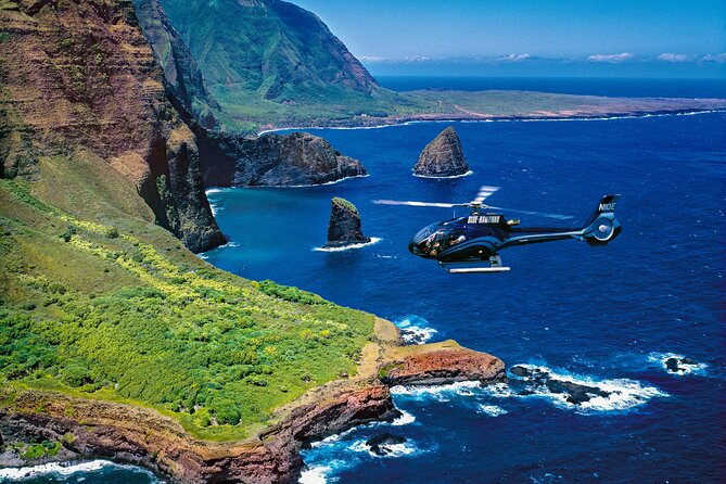 Waterfalls of West Maui and Molokai Helicopter Tour - What this helicopter flight actually gives you