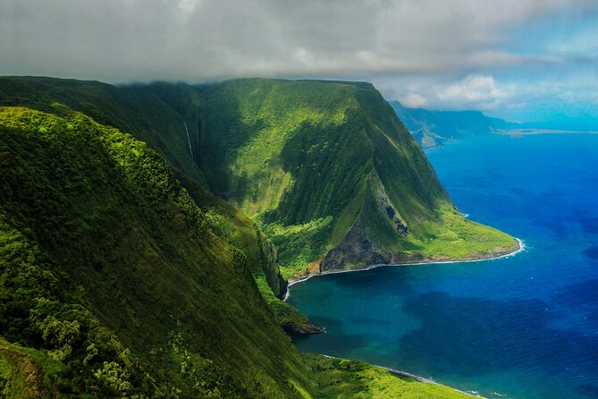Waterfalls of West Maui and Molokai Helicopter Tour - Kahului begins the story with Maui’s working center