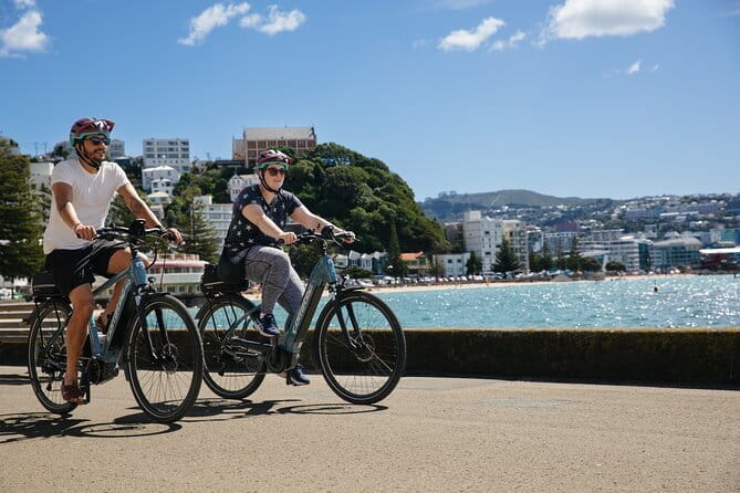 Wharekauhau Heli-lunch from Wellington - A seasonal lunch with wine