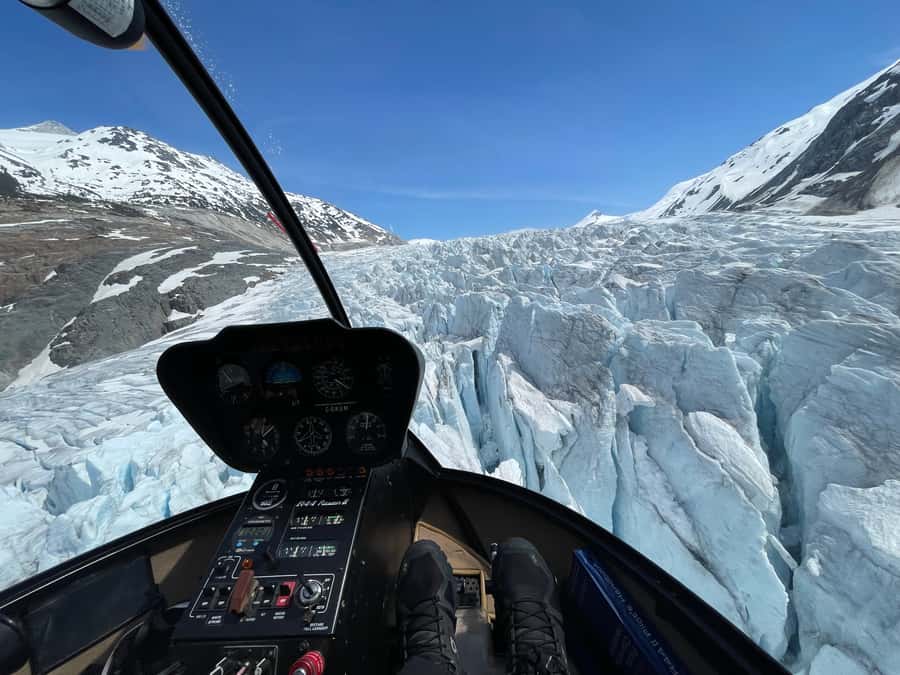 Whistler: Glacier Helicopter Tour over Wedge Mountain - Leaving Whistler for the Garibaldi Range