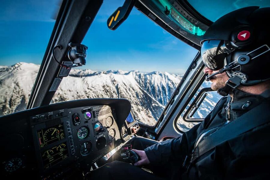 Whistler Helicopter Tour: Glaciers and Black Tusk - The Peak to Peak Gondola from above