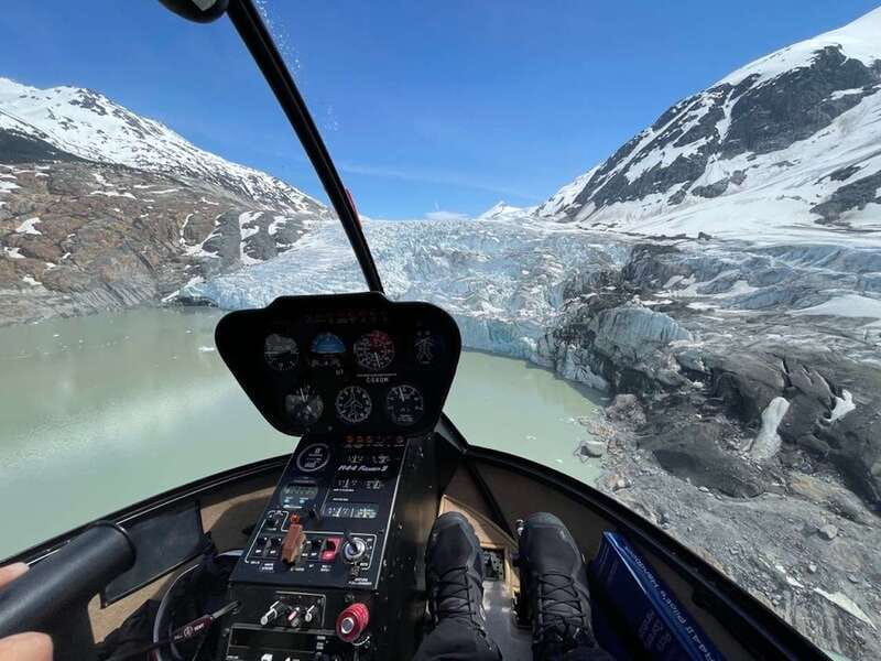 Whistler: The Sea to Sky Helicopter Tour and Glacier Landing - Why this helicopter flight is different from a normal Whistler outing
