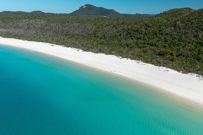 Whitehaven From Above - 30 minute Whitsunday Helicopter Tour - What the small aircraft format means